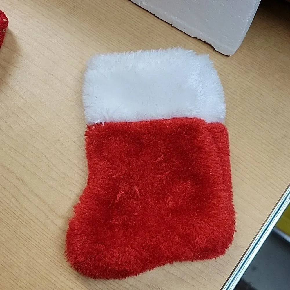 Xs Christmas puppy dress,‎ scarf, Hat And Stocking